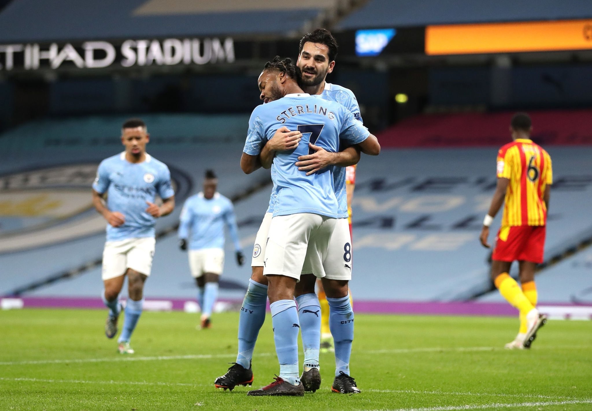 弗里克低调 弗里克低调